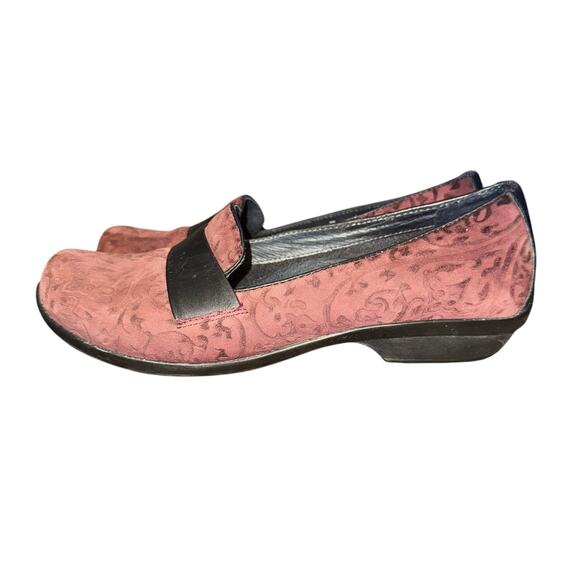 Dansko Olivia Loafers Women’s Size 6.5 Burgundy Red Leather Floral Slip On Shoes - Picture 1 of 8